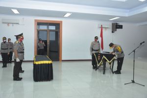 Kapolda Pimpin Sertijab Irwasda Polda