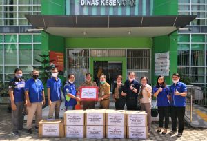 Yamaha Jambi Salurkan Ribuan Sembako dan APD
