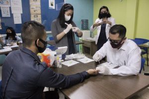 Cegah Covid-19, Hotel Odua Weston Jambi Lakukan Rapid Tes Karyawan