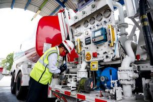 Penerbangan Diprediksi Naik Selama Libur Panjang, Ini Persiapan Pertamina Pasok Avtur