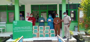 Dukung Perjuangan Tim Medis, Asian Agri Bagikan APD di Hari Pahlawan