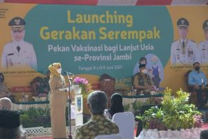 Pj. Gubernur Launching Gerakan Serempak Pekan Vaksin Lansia se-Provinsi Jambi  