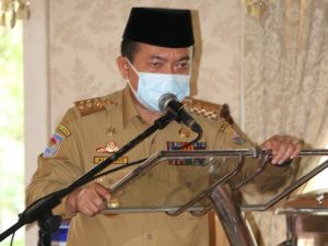 Gubernur Pimpin Rapat Penanggulangan Covid-19 di Tanjab Timur