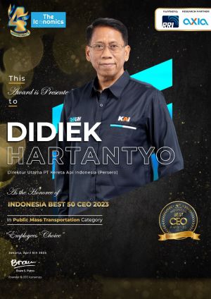 Dirut KAI Raih Indonesia Best 50 CEO 2023 in Public Mass Transportation Category Employees’ Choice