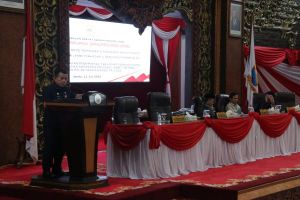 Gubernur Beri Penjelasan 2 Ranperda Pemprov Jambi