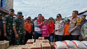 Pertamina - Hiswana Migas Bantu Masyarakat Terdampak Banjir di Jambi