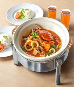 Swiss-Belhotel Jambi Hadirkan Paket Seafood Claypot