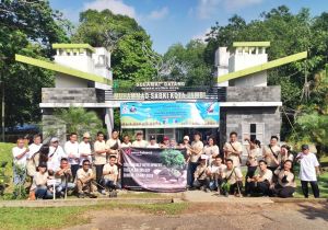 Swiss-Belhotel Jambi Tanam 100 Pohon di Hutan Kota Jambi