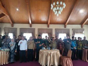 Pantau Persiapan Pilkada di Tanjab Timur, Pjs. Gubernur Minta TNI - Polri Kawal Ketat Pendistribusia