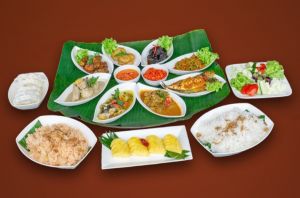 Swiss-Belhotel Jambi Hadirkan Paket Ngidang, Tradisi Makan Bersama Khas Palembang