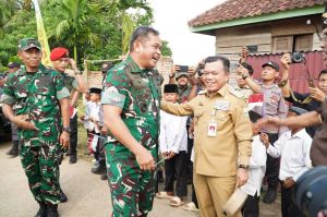 Gubernur Dampingi KSAD Resmikan 47 Titik Program TNI AD Manunggal Air