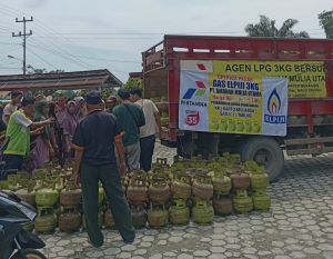 Pertamina Sumbagsel bersama Pemkab Merangin Gelar Operasi Pasar LPG 3 Kg, Salurkan 1.680 Tabung