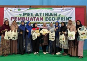 Pertamina EP Jambi Gagas Lansiapreneur Batik Eco-Print